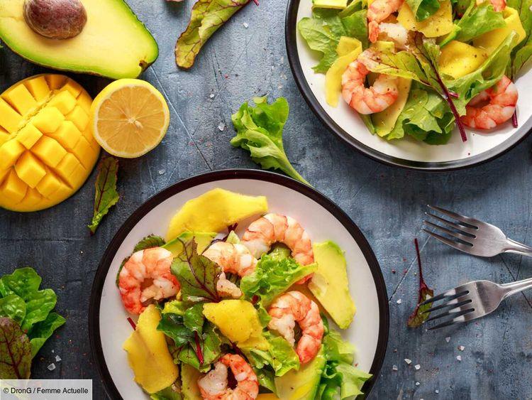 Salade de crevettes et mangue, la recette saine qui nous fait vraiment envie
